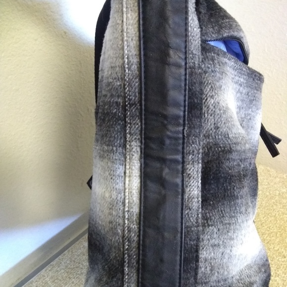 Lululemon Black Gray Wool Bag - Picture 6 of 8